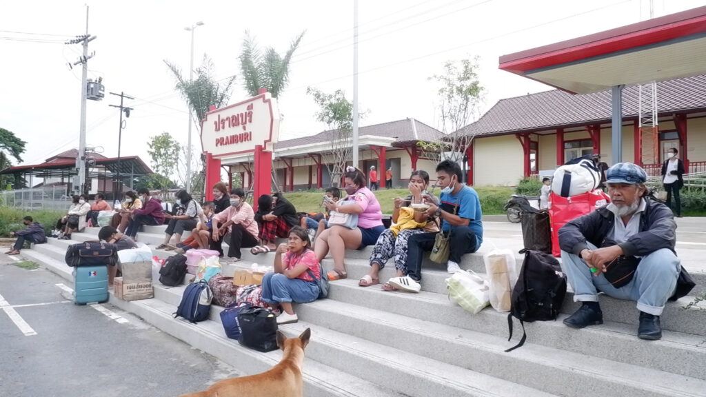 Stranded Prachuap Khiri Khan passengers.